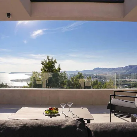 5 Bedroom Beautiful In Hébergement de vacances